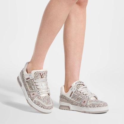Women's LV Trainer Sneaker