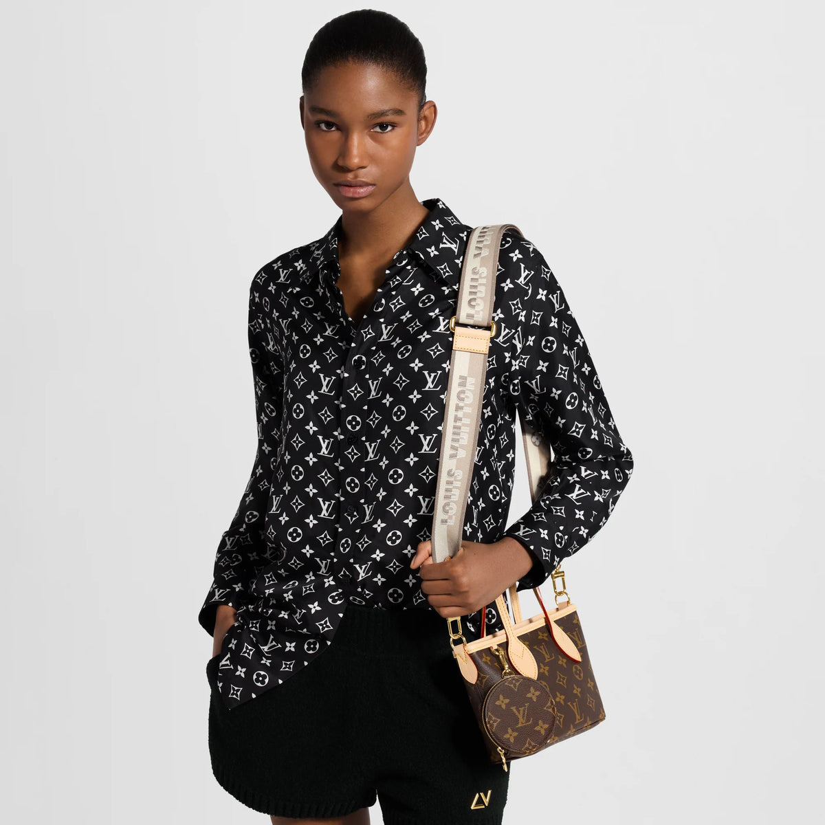 Neverfull BB Monogram Coated Canvas Beige Gold-Toned Hardware
