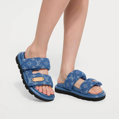 Women's Pool Pillow Comfort Mule