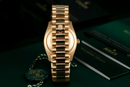 DAY-DATE 36 Oyster, 36 mm, yellow gold M128238-0069