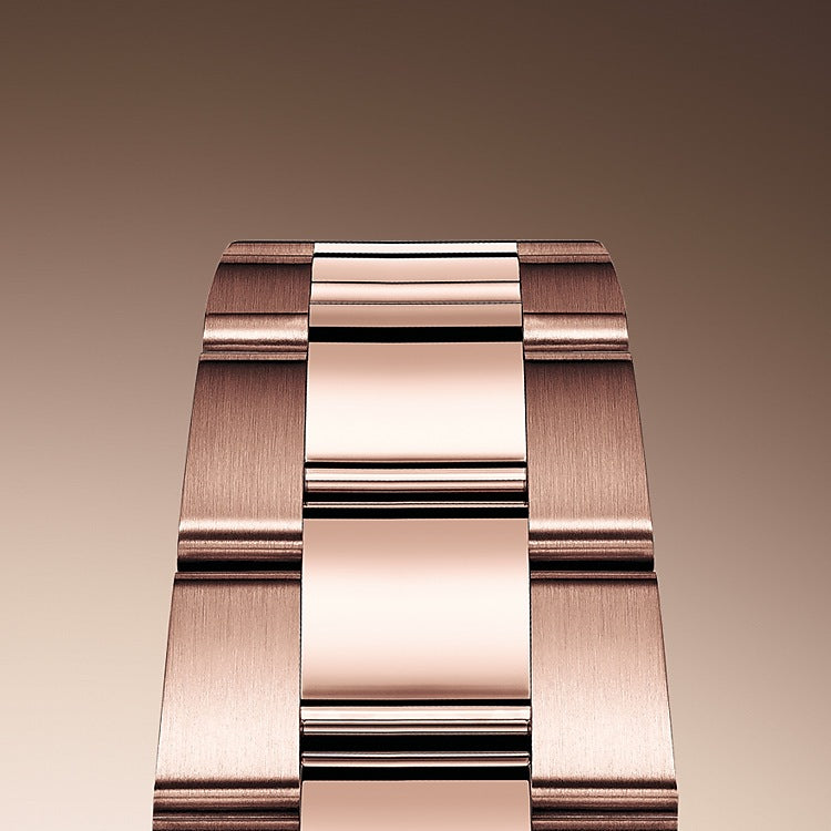 GMT-Master II Rootbeer, 18k Everose gold, 40mm, Ref# 126715chnr-0001