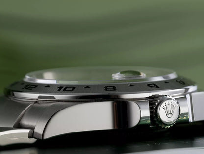 Oyster Perpetual Explorer II 42mm m216570-0002